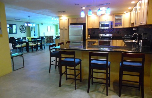 Colonia Andres Condo | VISTA AZUL - Beautiful Decorated Ocean Front - 4 Bedrooms - 6th Floor