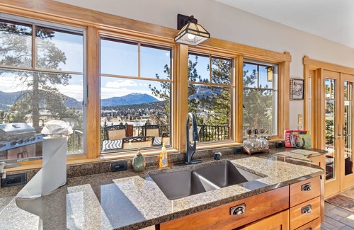 Estes Park House | Vista Of Lake Estes By Estes Park Homes 3 Bedroom Home by RedAwning