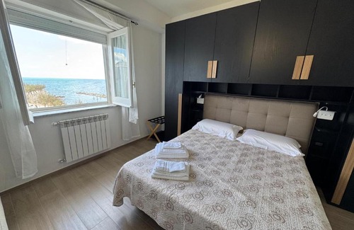 Giovinazzo Apartment | vistAmare #ApulianHolidayHome