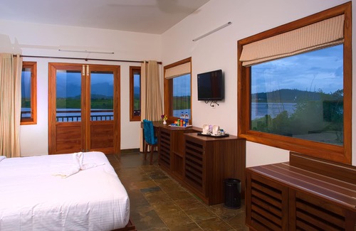 Sulthan Bathery Hotel | Vistara Resort