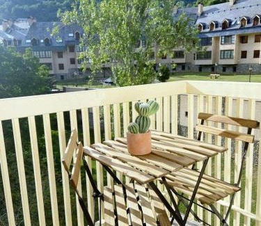 Panticosa Apartment | Vistas by Cardi Suites