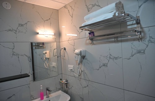 Brookefield Hotel | VISTHARA a unit of Suraksha Stay