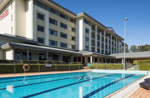 Norwest Hotel | Visy Dior