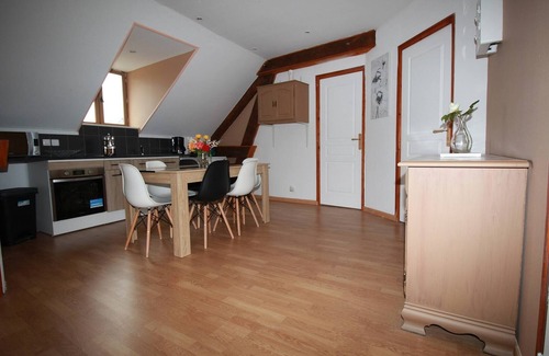 La Fere Apartment | Viva La Vida - 3 bedrooms apartment welcomes you for a wonderful stay!