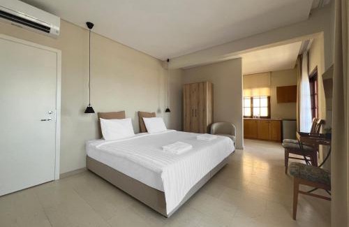 Ouranoupoli Hotel | Viva Properties