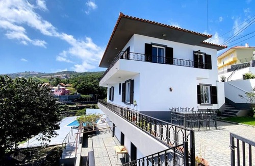 Machico House | Viva Village