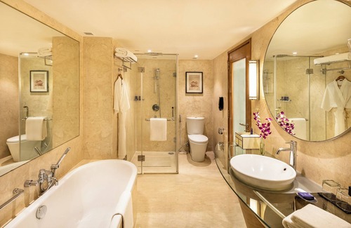 Panaji Hotel | Vivanta Goa, Panaji