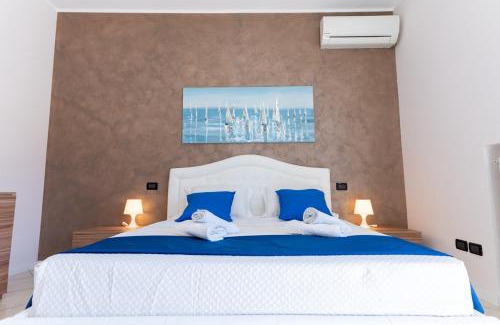 Pescara Apartment | Vivere Pescara Penthouse Sea View, 2 Suites, 2 Baths, Central