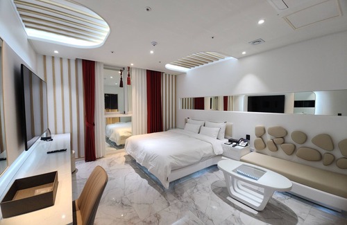 Muan Hotel | VIVID
