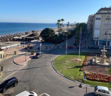 Historic Center of Estepona Apartment | Vivienda Monterreal primera línea playa
