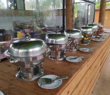 Uswetakeiyawa Hotel | Viyan hotel