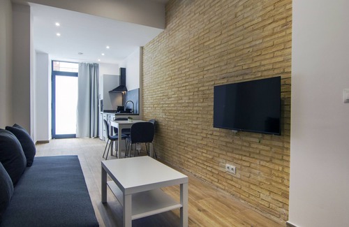 Montolivet Apartment | VLC HOST - Fray Pedro E