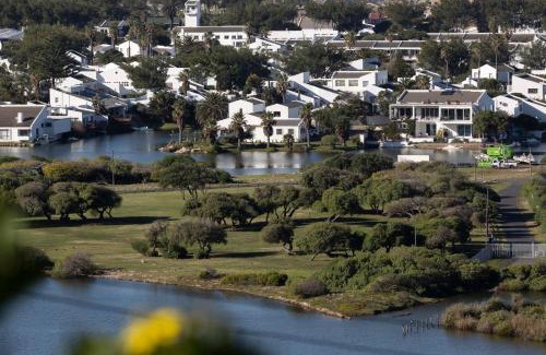 Muizenberg Apartment | Vlei Cove Guesthouse