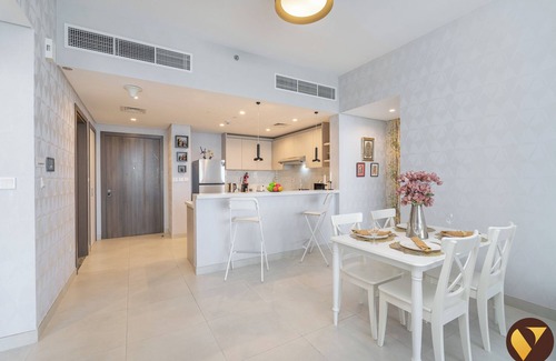 Bur Dubai Apartment | Vogue 2BHK Dubai Frame View Park Metro