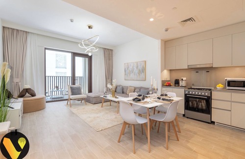 Dubai Apartment | Vogue Breeze Creek Beach by Emaar