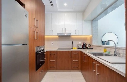 Dubai Apartment | Vogue Golf Views - Vida Emirates Hills