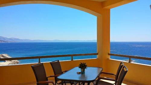 Volissos Apartment | Volissos Holiday Homes