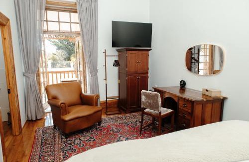 Ladismith Bed & Breakfast | Volstruis Paleis