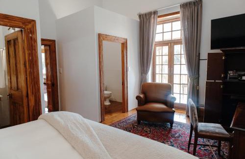 Ladismith Bed & Breakfast | Volstruis Paleis