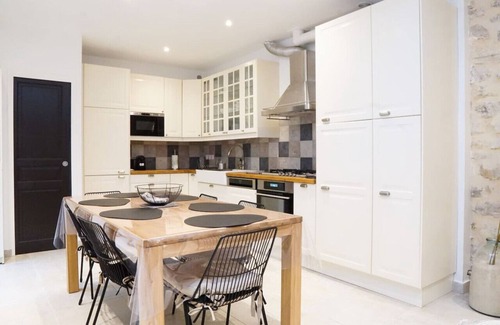 Saint-Germain-en-Laye House | Voltaire's home in the heart of the city