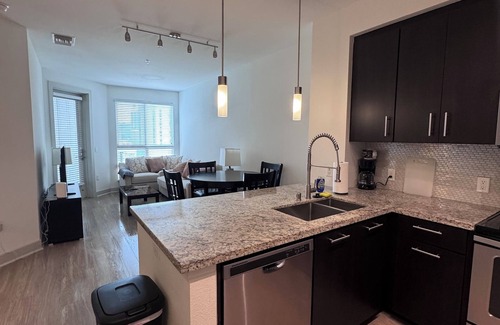 Grantville Apartment | Vora Mission Valley East: Charming 1-BR in Delightful San Diego with WiFi, AC