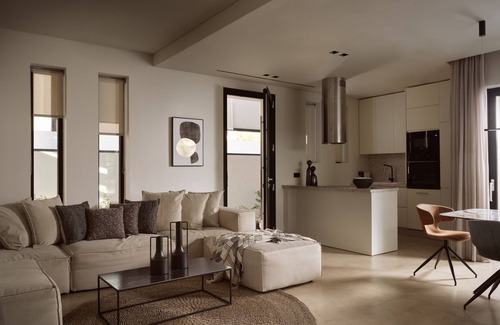 Agrilia Villa | Vorto Luxury Villa I, with Pool & Movie Screen