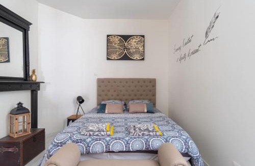 Anatole France Danton Apartment | Voyages Voyages - Proche gare