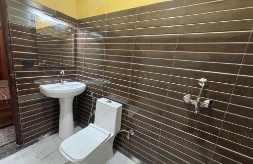 Taj Ganj Bed & Breakfast | Voyageurs Homestay