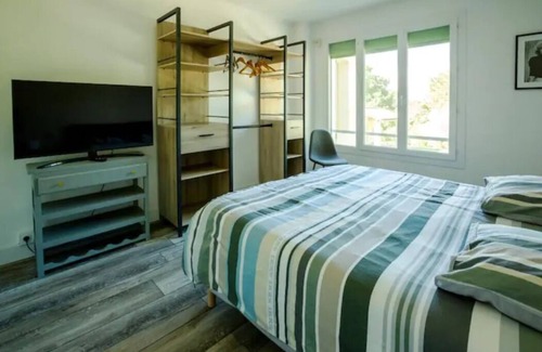 La Bastide-des-Jourdans House | Vrbo Property