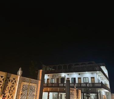 Banar Hotel | Vrindavan Garden & Hotel