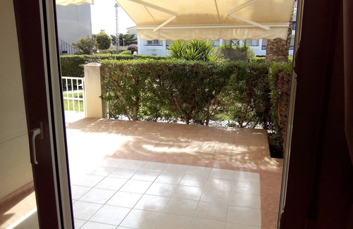 Vinaros Apartment | VT-35059-CS: Urb. Luxury first floor beachfront with WIFI, pool and parking.