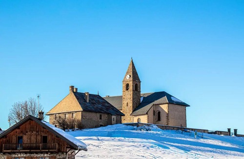 Albiez-le-Vieux Apartment | VVF Albiez-Montrond Maurienne - 3 Room Duplex Apartment for 8 People + 1 Baby