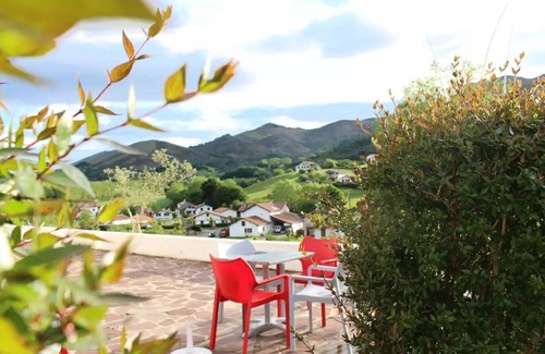 Sare Apartment | VVF Basque Country Sare La Rhune * - Apartment 1 room - Home baby cot impossible 3 people