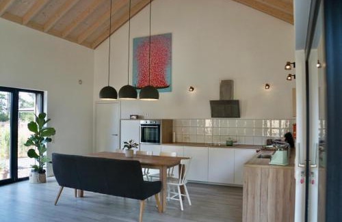 Breitscheid Villa | Wäller Haus - Modern villa with fireplace & large natural garden