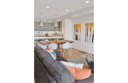 Sloan Lake Condo | W 18Th condo