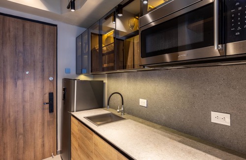 Calle 100 Apartment | w Cool Loft in Unique Building in San Patricio