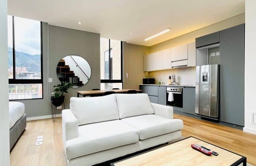 Antiguo Country Apartment | w*| Modern Duplex in Parque Virrey