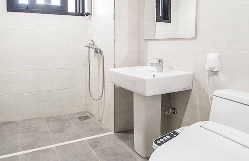 Jungmun House | W Ocean Pension