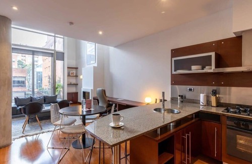 Chico Reservado Apartment | W* | Splendid 1BR Duplex in Chico