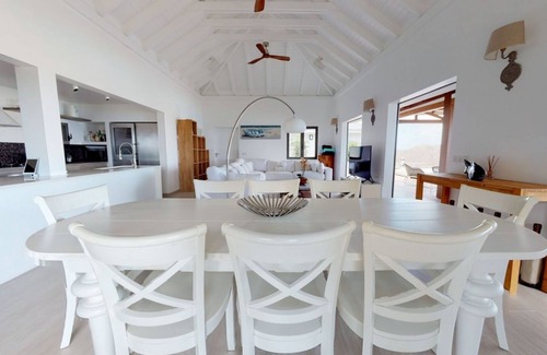 Morne de Depoudre Villa | W View - 4-Bedroom Ocean View in the hills of St. Jean