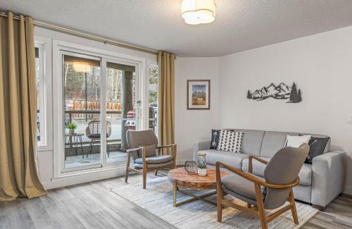 Canmore Apartment | W116 NEW! Central Canmore- Whimsical Mountain Retreat