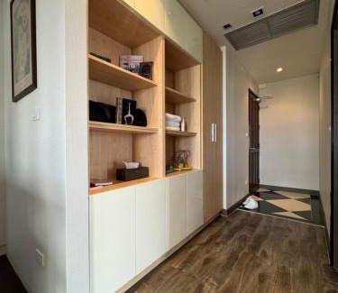 Khlong Tan Nuea Apartment | W8 CONDO, TOP Floor LUXE 3 Bedroom Penthouse, Hip central Bangkok area, 5 mins from Thonglo BTS station