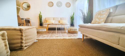 Aguilas Apartment | WABI BEACH LUXURY HOUSE - Excelente Ubicacion! Centro y Frente a Playa Colonia con Aire