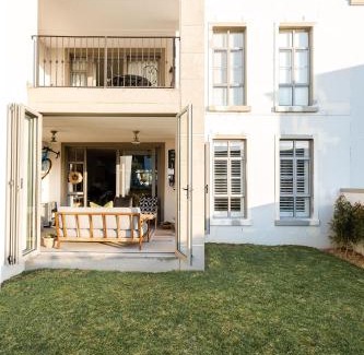Franschhoek Apartment | Waddle Inn Luxury apartment in Franschhoek