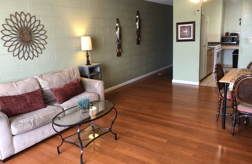 Waikiki Apartment | ~Waikiki~ LOWEST RATES IN AREA ~ 1 Bedroom ~ Fully Furn ~ Blocks to Beach ~