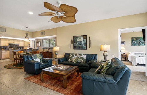 Waikoloa Condo | Waikoloa Fairways #A310: Top Floor,Breathtaking Lake, Golf Course&Ocean Views