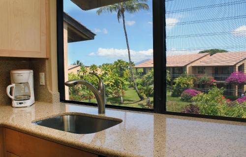 Wailea Resort | Wailea Ekahi Village - CoralTree Residence Collection