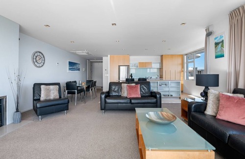 Taupo House | Waimahana Apartment 8