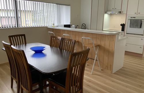 Waitarere Beach House | Waitarere Beach Escape