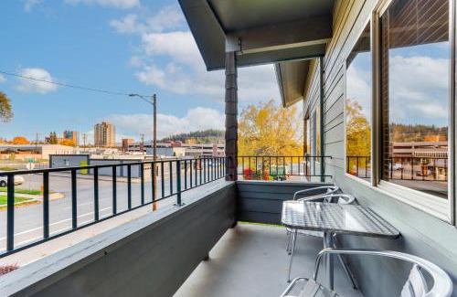 Coeur d'Alene Apartment | Walk Downtown Modern Coeur dAlene Getaway